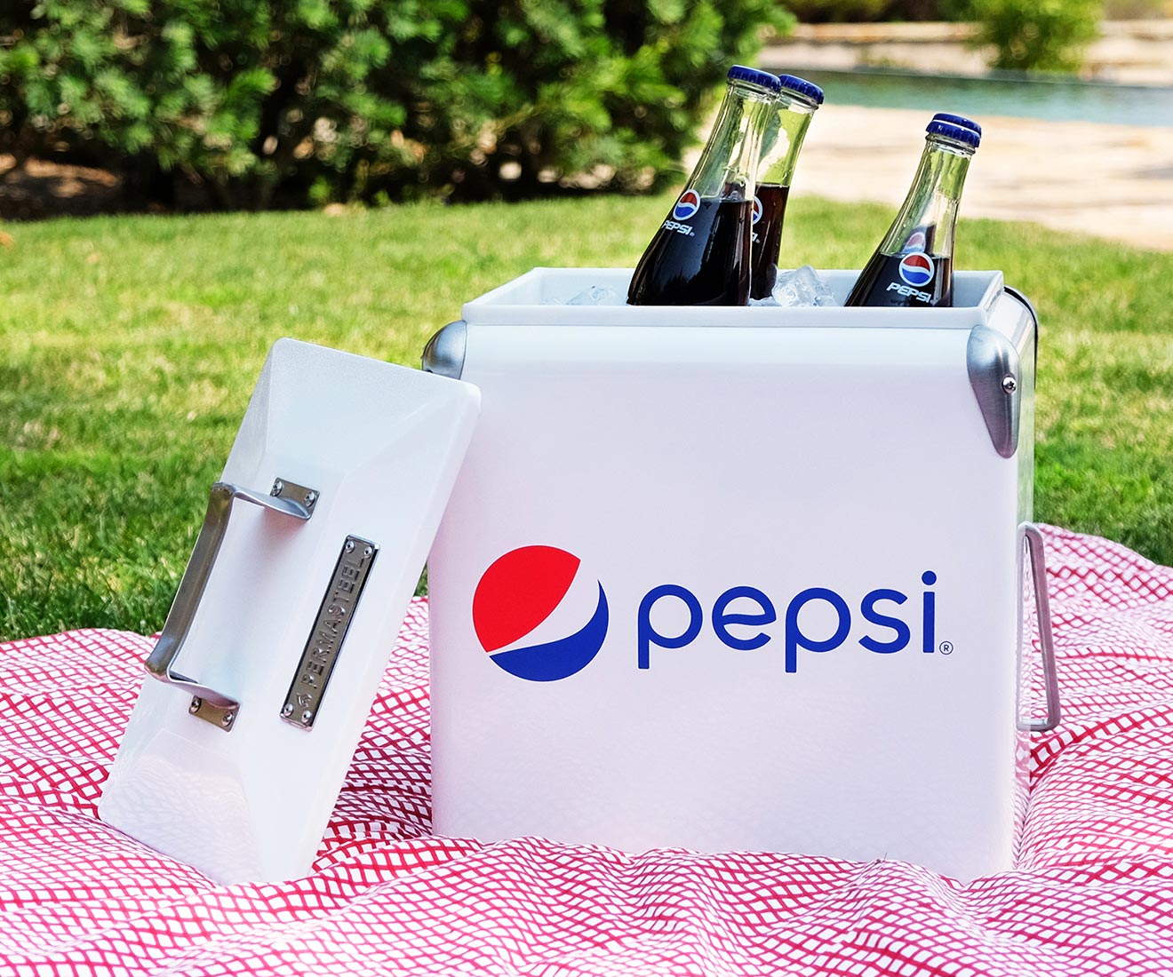 feature pepsi 14 quart qt small cooler ice chest picnic vintage retro cooler white permasteel 4
